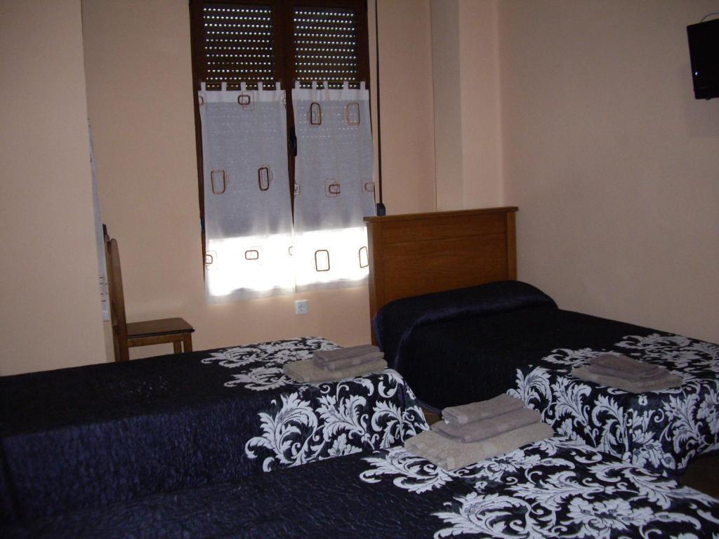Hostal Abastos Valencia Room photo